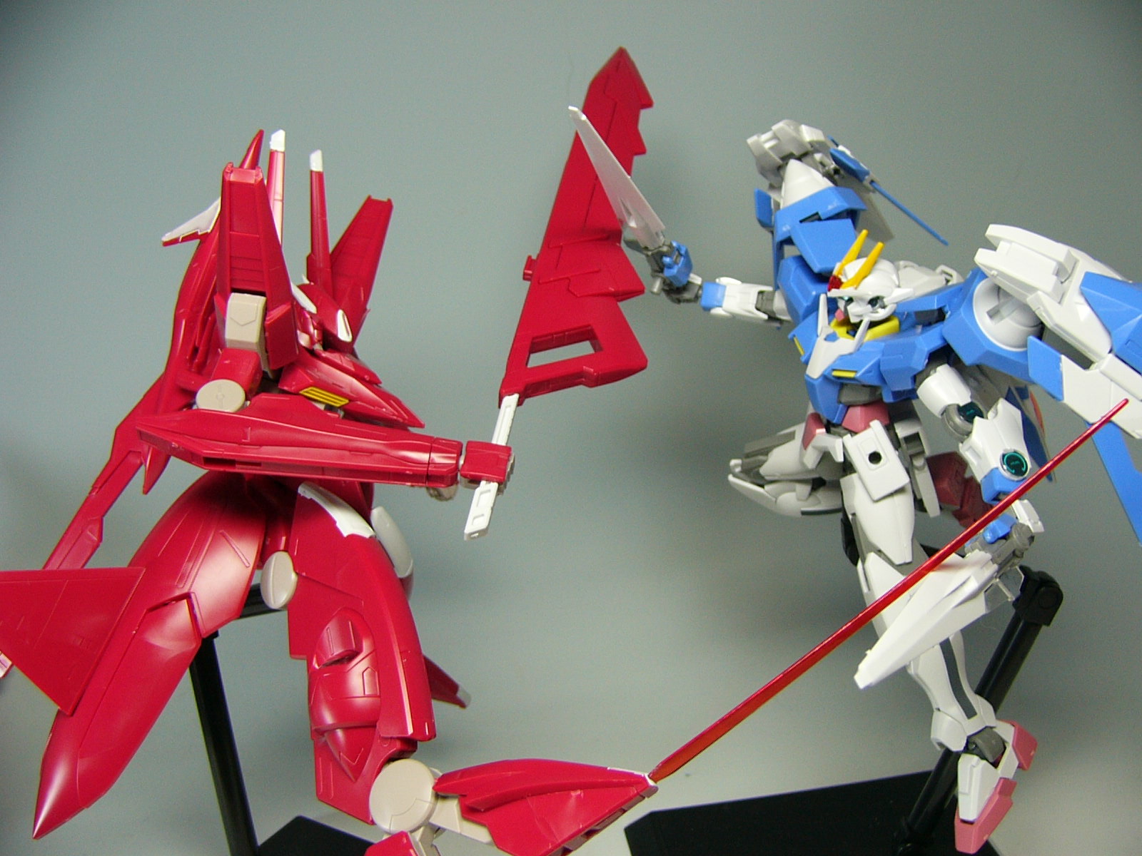 Pr この広告は3ヶ月以上更新がないため表示されています ホームページを更新後24時間以内に表示されなくなります Hg 00 Gnw 000 Arche Gundam 久しぶりのゲテモノのガンダムタイプ デザイナー曰く画稿そのままだとか キットも